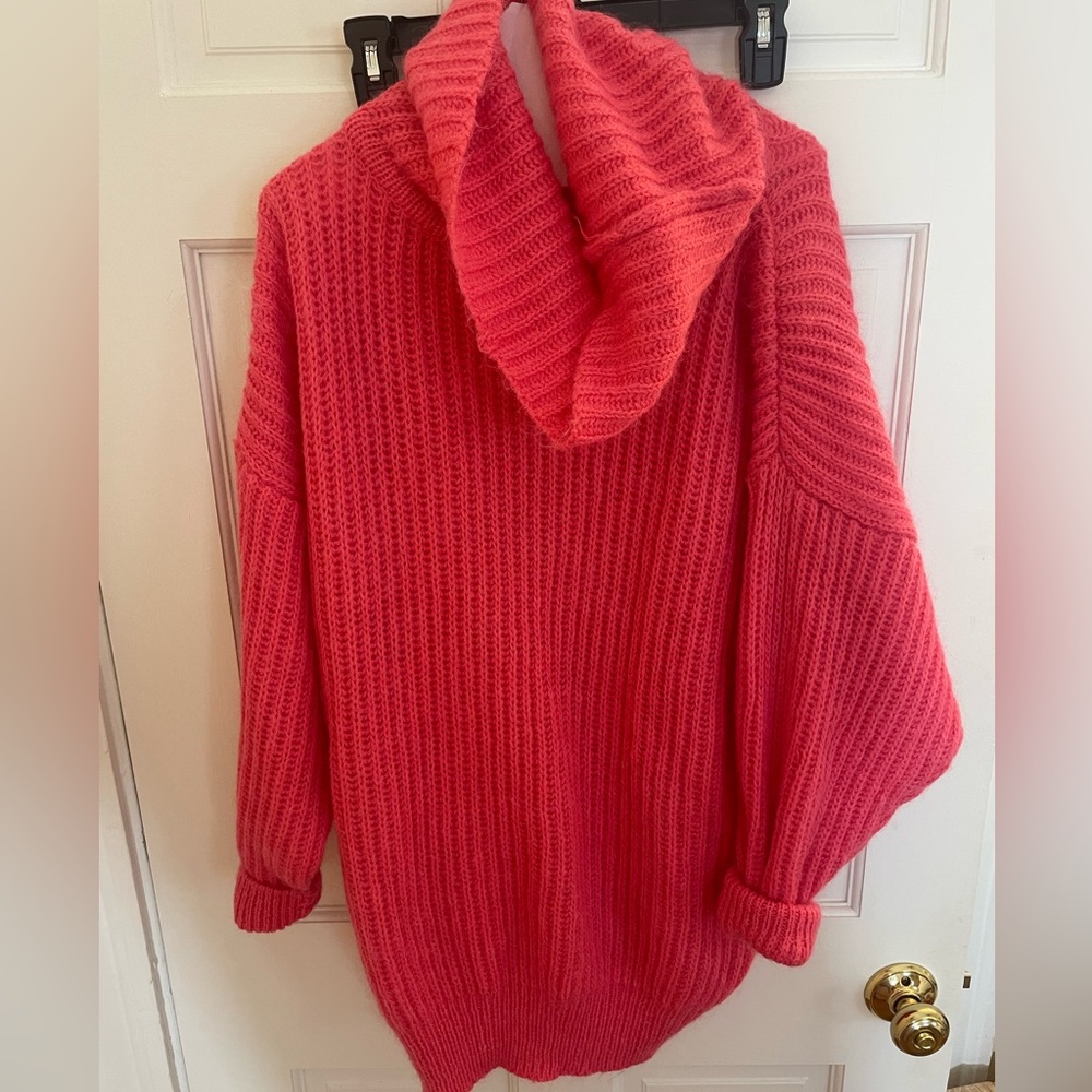 Never worn Bright Pink Chunky Turtleneck Sweater